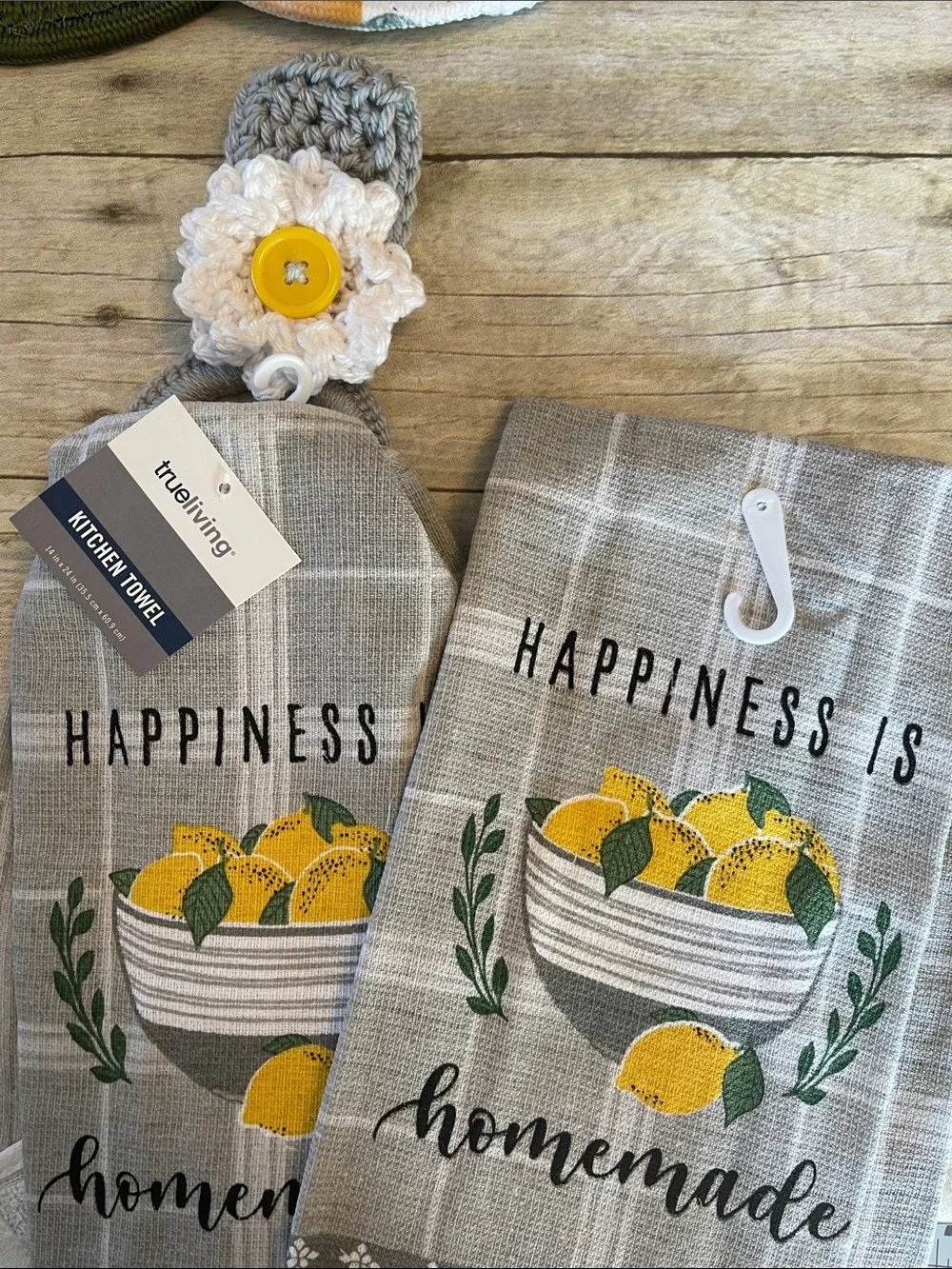 9 Piece Lemon & Daisy Kitchen Bundle NWT